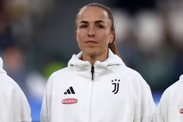 Lia Walti senang memiliki keluarga bersamanya di Juventus setelah meninggalkan Arsenal
